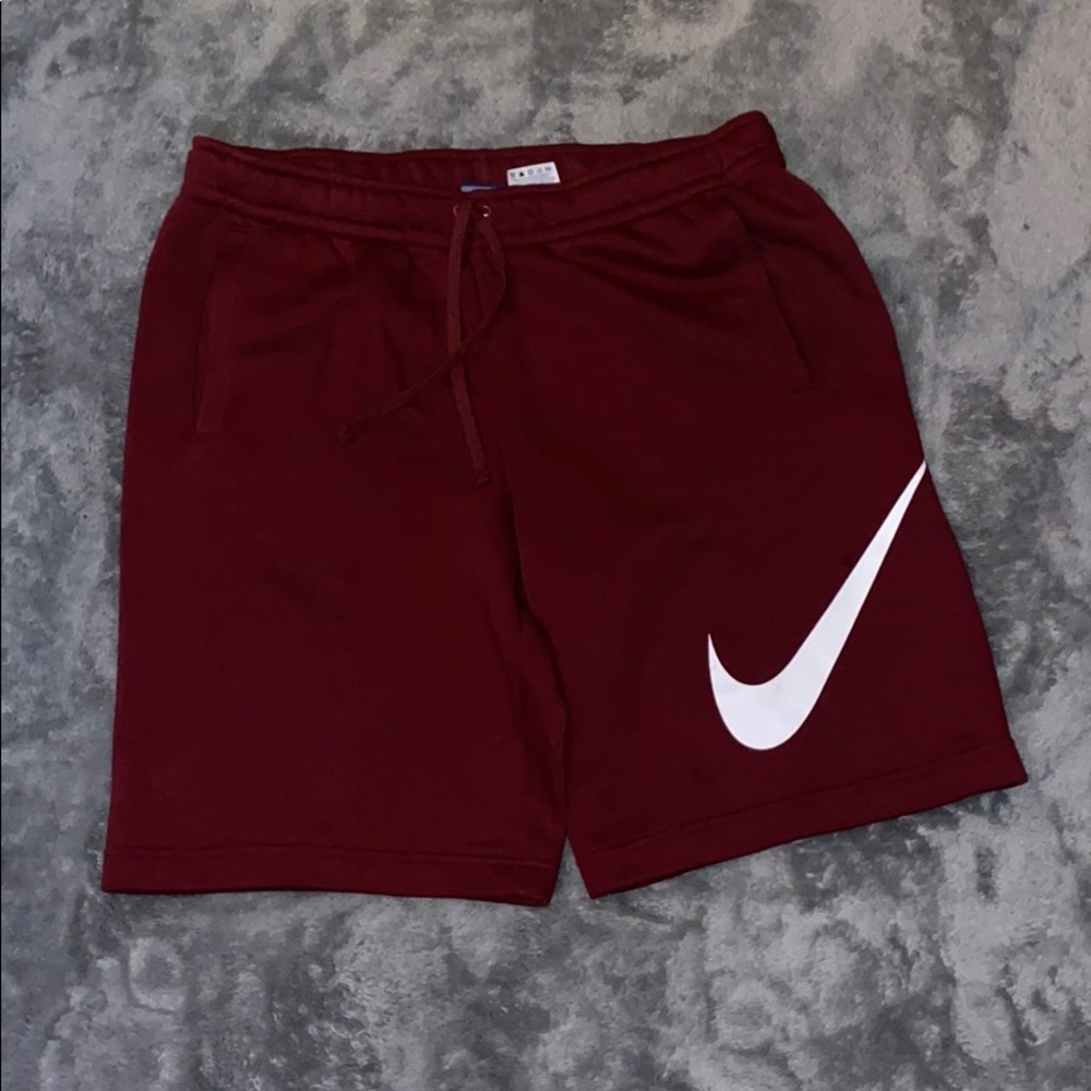 Men Nike shorts